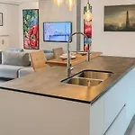 公寓 Enes Terrazza Con Vista E Relax In Centro Citta