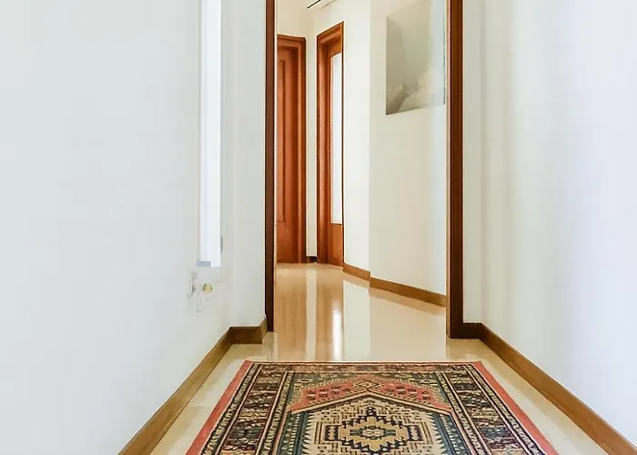 Enes Terrazza Con Vista E Relax In Centro Citta Apartment Triest