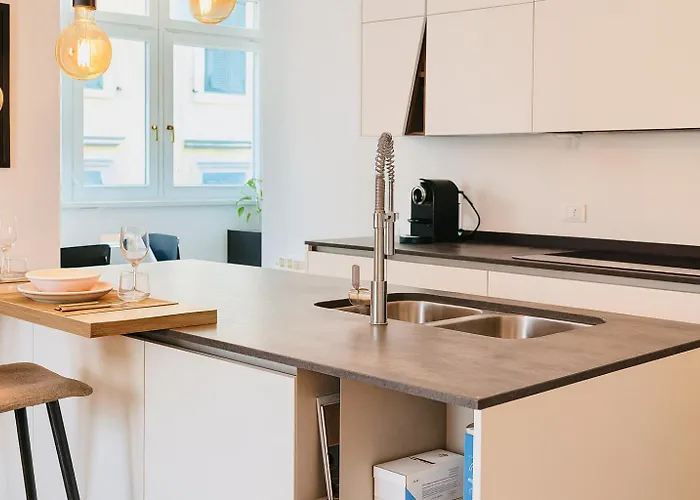 Enes Terrazza Con Vista E Relax In Centro Citta Triest